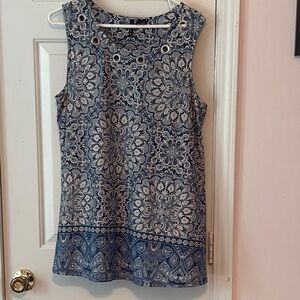 New Directions Navy and White Patterned Tank Top
